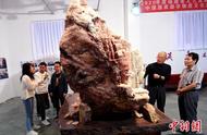 《吴哥之美》巨型寿山石雕惊艳亮相，异域风情令人陶醉