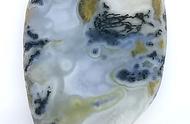 「嫦娥奔月」：雨花石草花透板象形画面美石