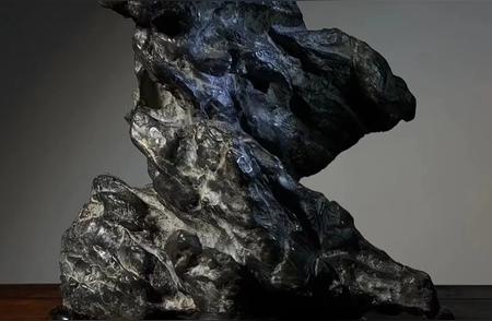 神秘灵璧石：高42cm，宽34cm，厚24cm的灵山妙境