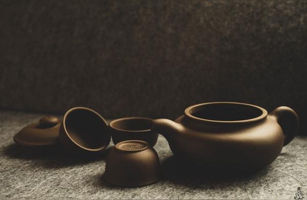 揭秘紫砂壶的泡茶真相：一种壶只适合一种茶？