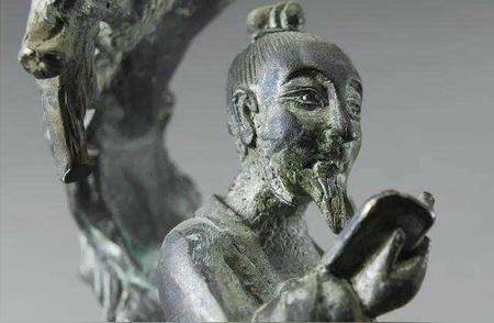 揭秘汉朝青铜镜：古代科技的瑰宝