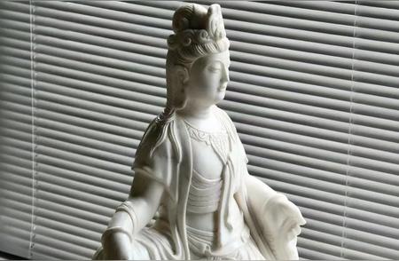 汉白玉雕塑：艺术陈设与造像的完美结合