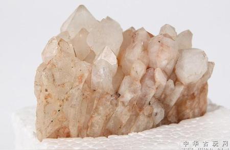 揭秘天然水晶石的珍贵价值：能否换一套房？