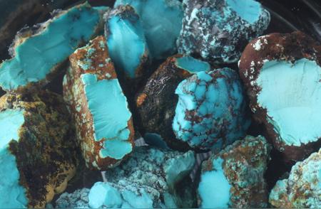 绿松石：一部丰富多彩的历史文化与资源分布全解析