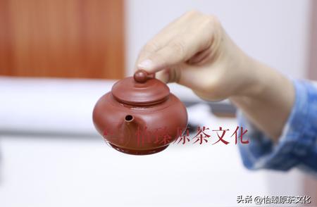 揭秘老茶人为何偏爱紫砂壶泡茶的奥秘