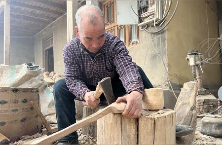 新疆和田木雕艺术：传统工艺的现代复兴