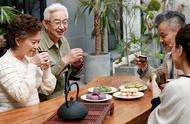 中老年人的健康建议：适量饮茶，多摄取高锌茶