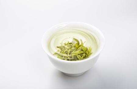 西湖龙井：茶叶爱好者的首选
