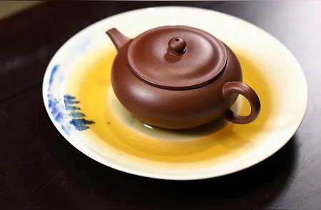 紫砂壶：茶道中的雅致选择，传统韵味的延续